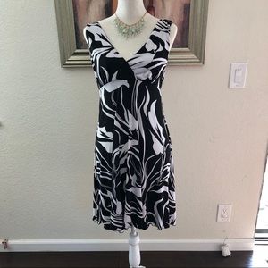 Sleeveless dress